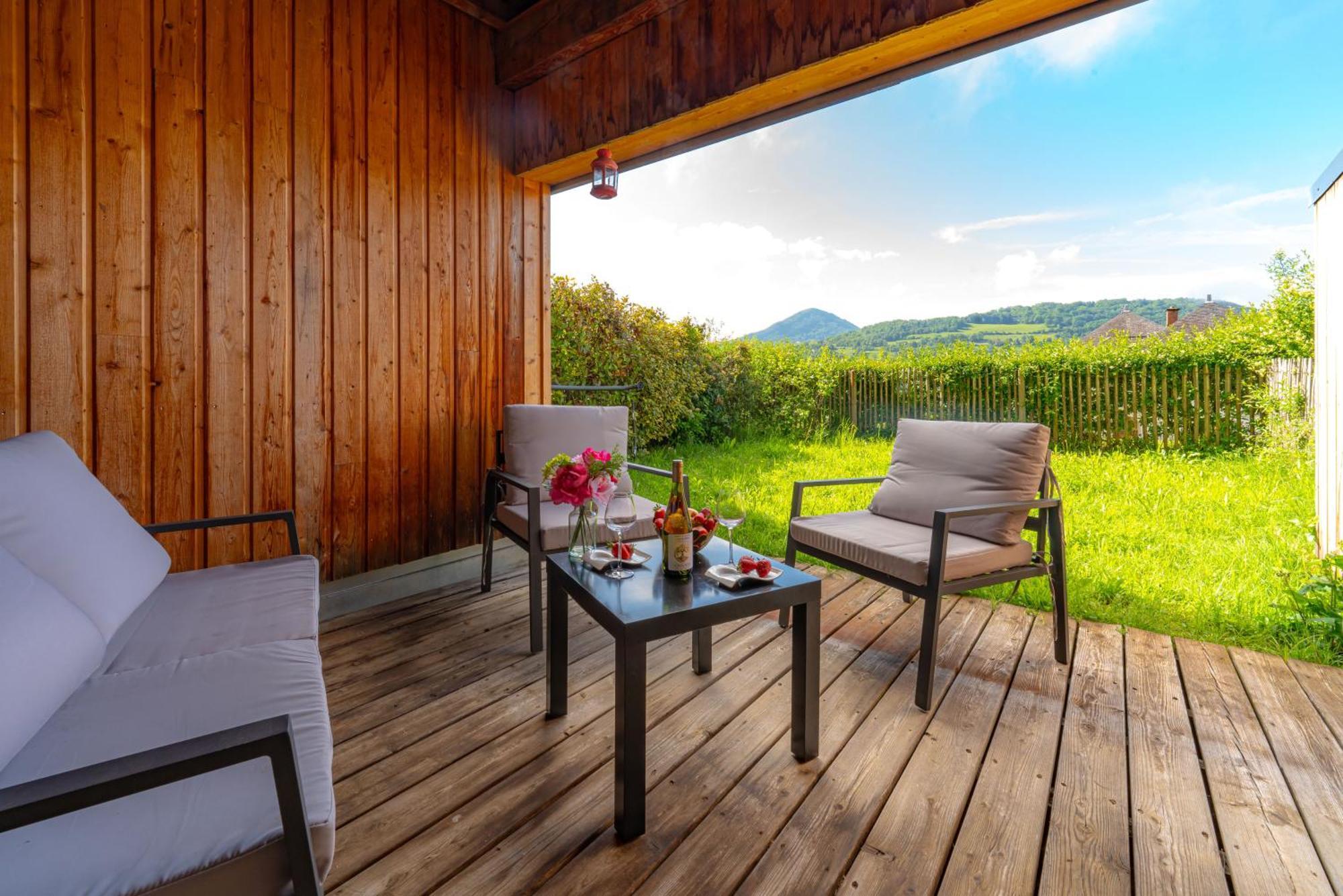 Vue Sur Les Montagnes-Wifi-Terrasse Apartment Saint-Jean-d'Arvey Luaran gambar